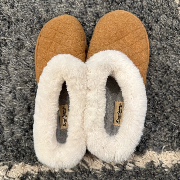 Dearfoam slippers size 9-10 like new - Picture 1 of 3